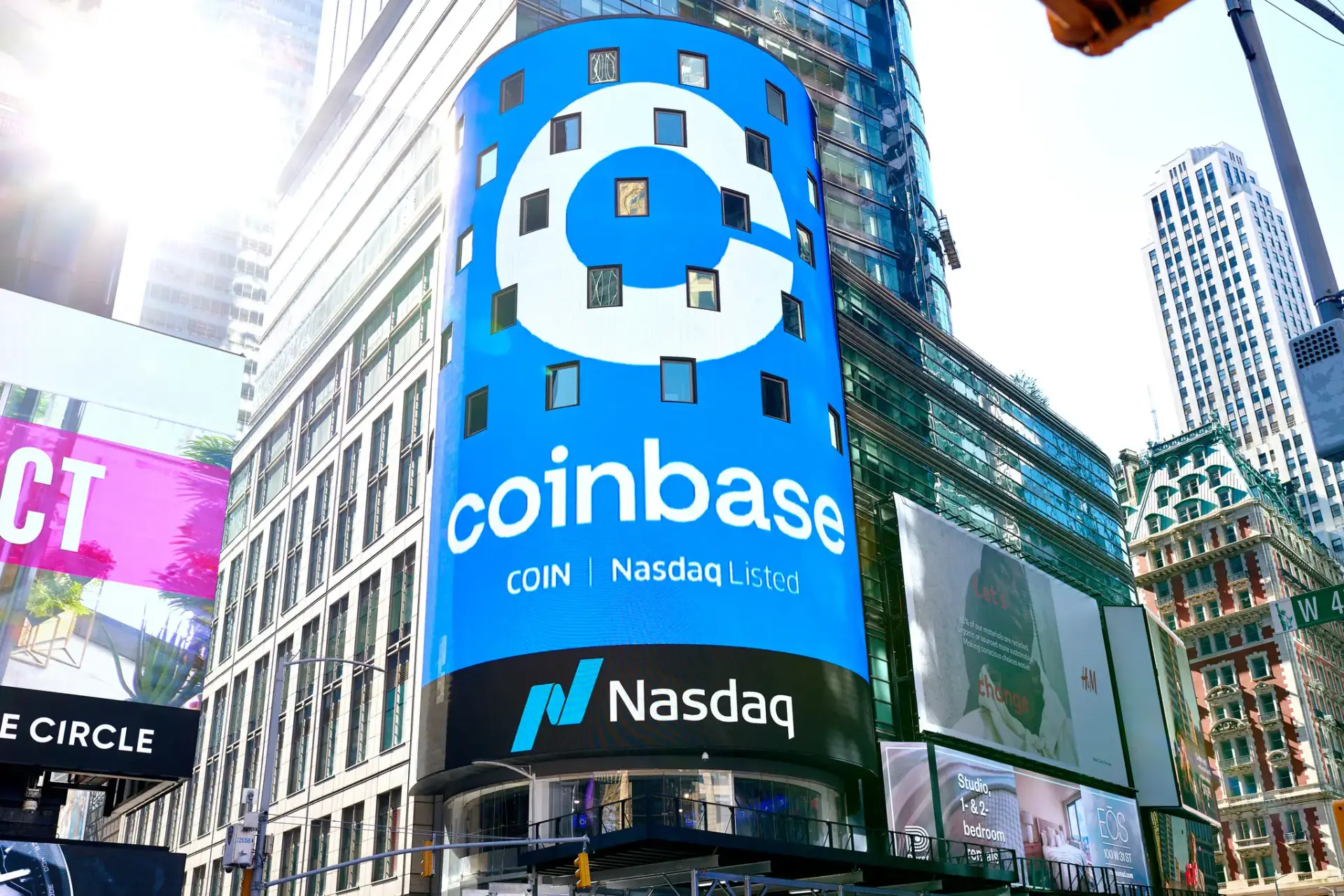 Coinbase Faces Charges by the US Securities and Exchange Commission for ...