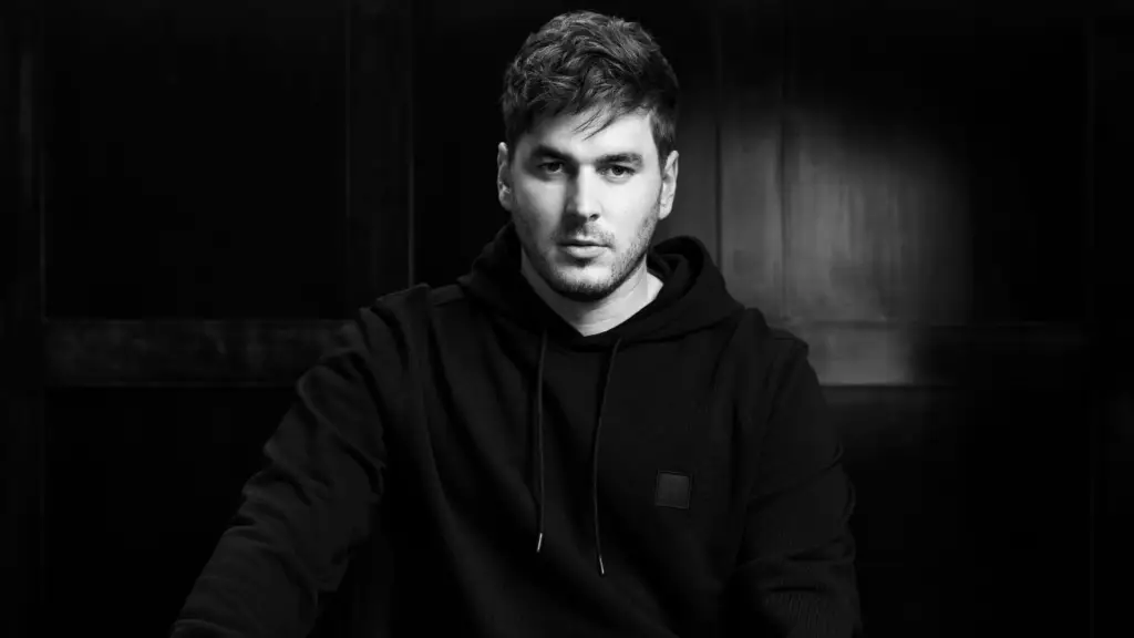 The Silent Strategist: A Behind-the-Scenes Look at Stefan Embacher and Foreus