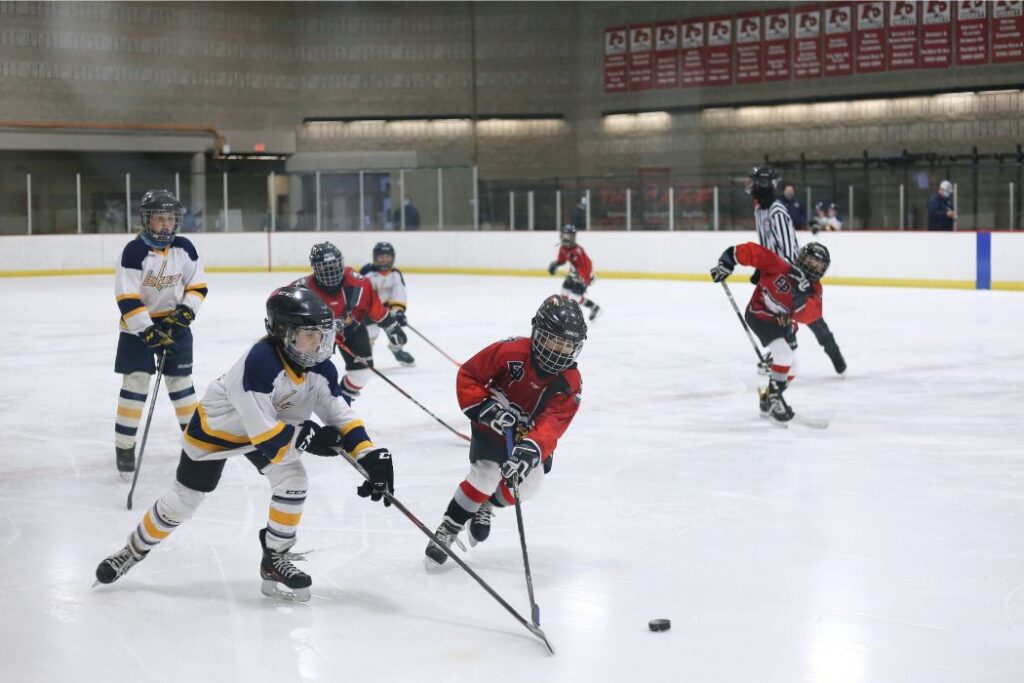 TeamLinkt raises $8.3M Series A to build the Operating System for Youth and Amateur Sports