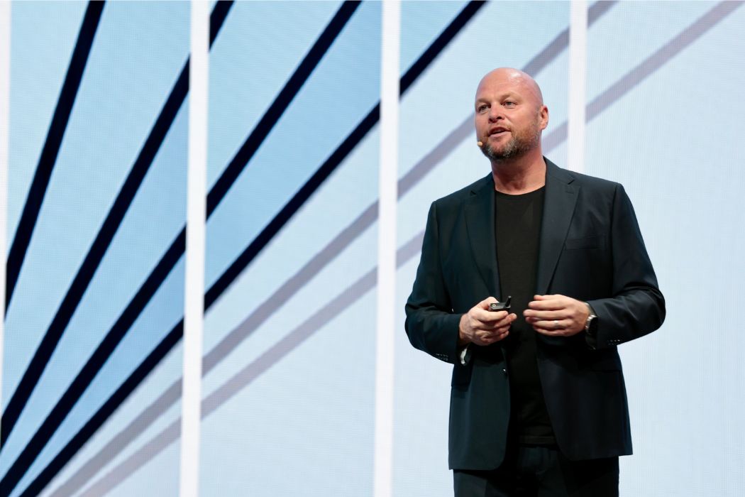 Clio closes $500M Series G and $350M in Debt to complete Landmark vLex Acquisition