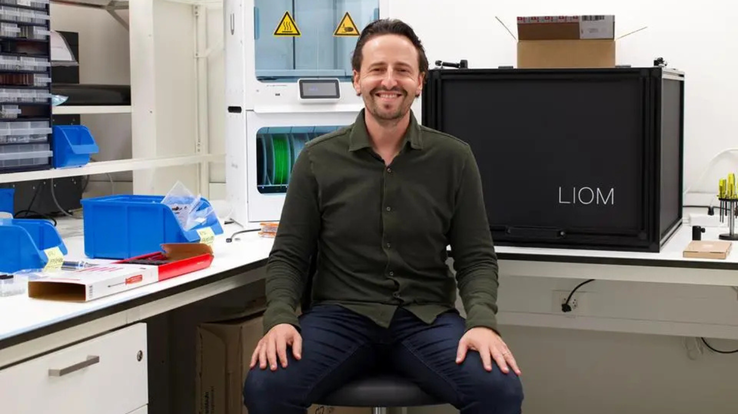 Liom extends Series A with €13.9M to advance Non-Invasive Glucose Monitoring