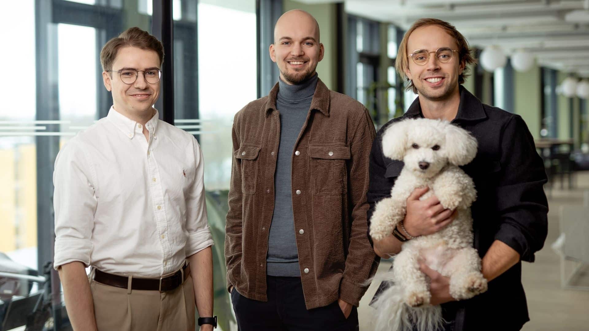 Handhold secures €3M Seed to automate Customer Journeys with AI Agents