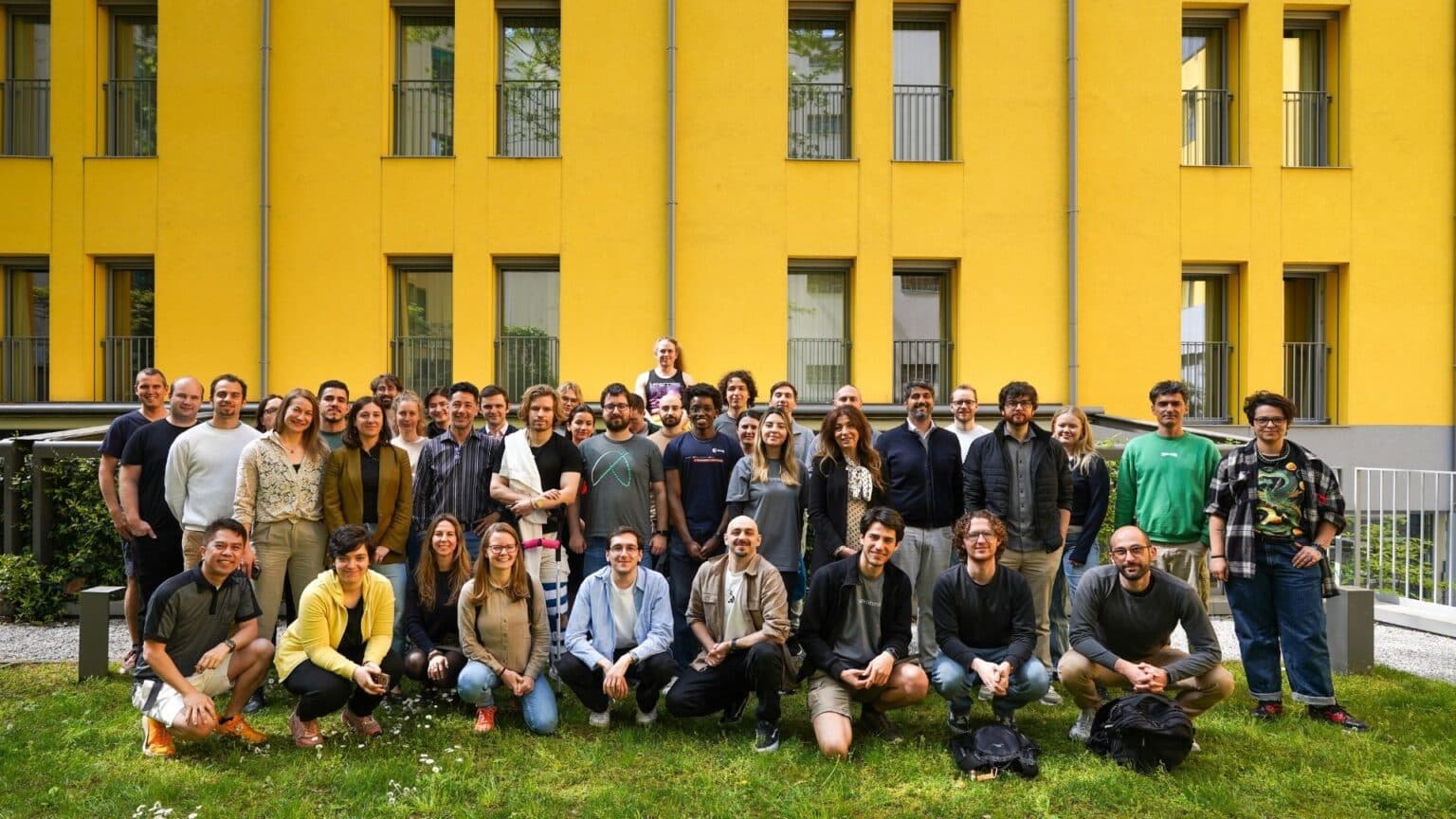 Algorithmiq raises €18M to expand quantum software operations and establish Milan as global headquarters